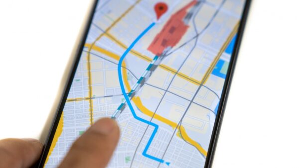 【2025年12月改正】そのGPS、犯罪です。ストーカー規制法強化で変わった「位置情報監視」の厳しい罰則